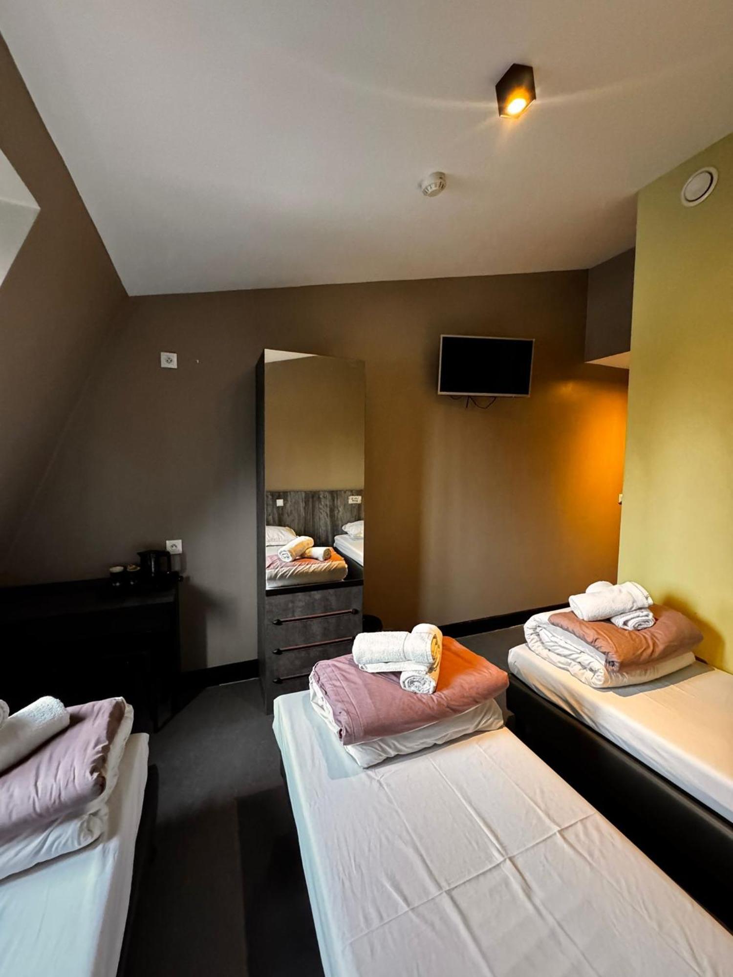 Habitación Triple con baño privado